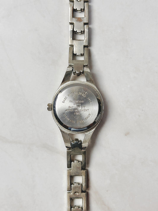 Silver Tone Analog Bracelet Watch – Minimalist Dial – Quartz – New Battery