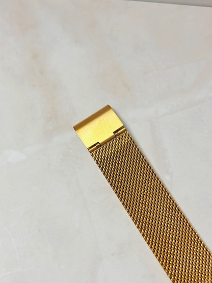 Seiko Quartz Gold-Tone Rectangular Watch – Textured Dial – Mesh Bracelet