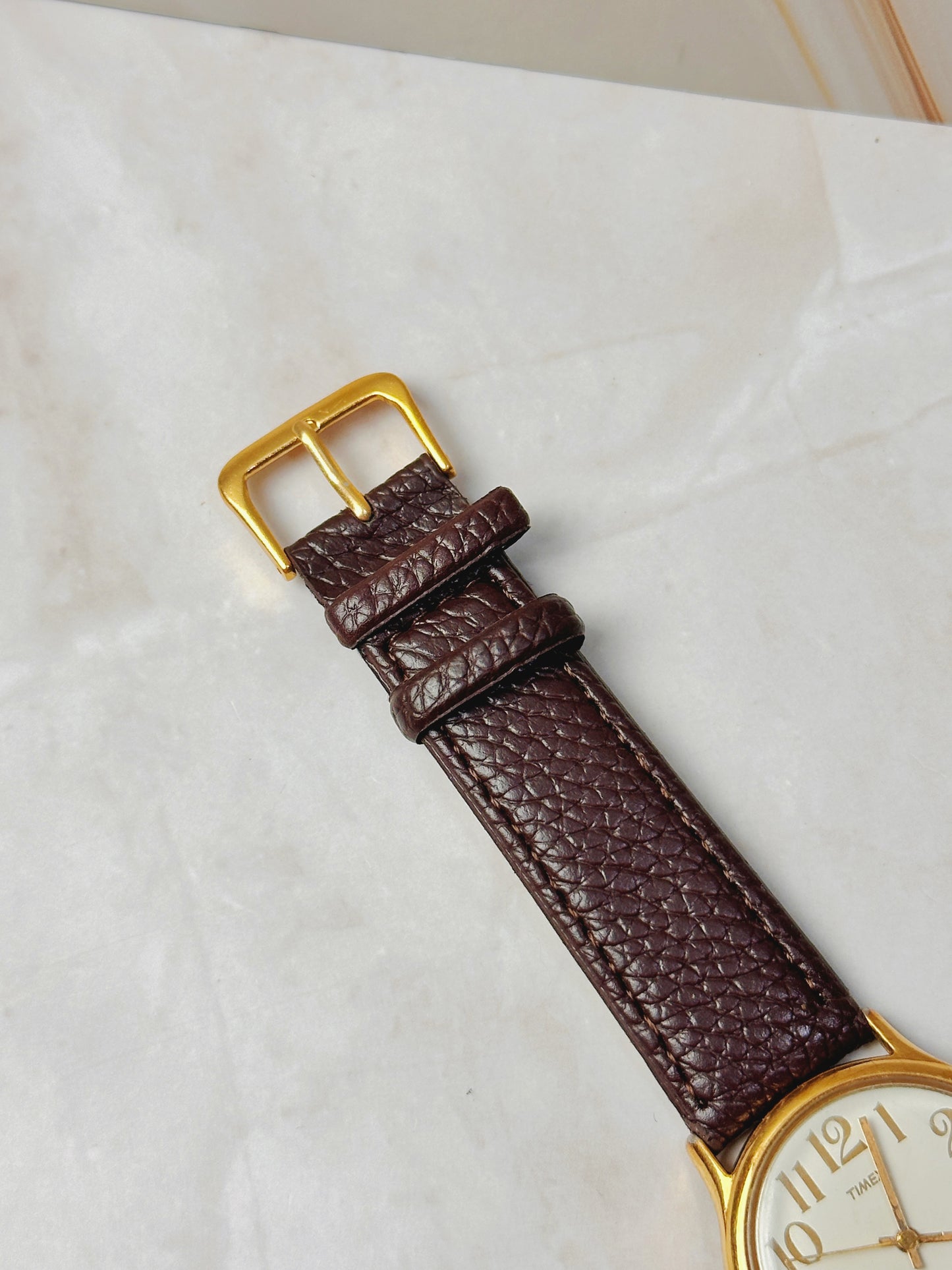 Timex Classic Dress Watch – Gold Tone Case – Arabic Numerals – Brown Leather Strap – Quartz – Unisex - New Battery