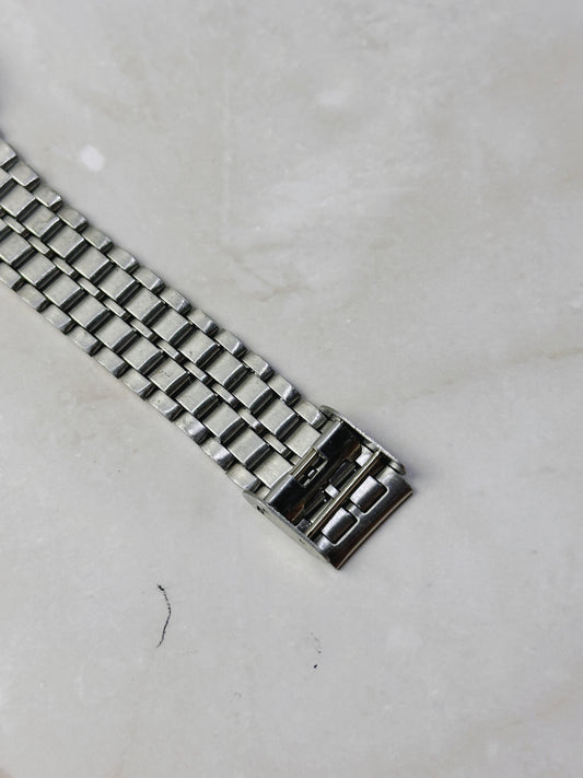 Vintage Style Digital Alarm Chronograph Watch – Stainless Steel Bracelet – WR – Quartz – New Battery