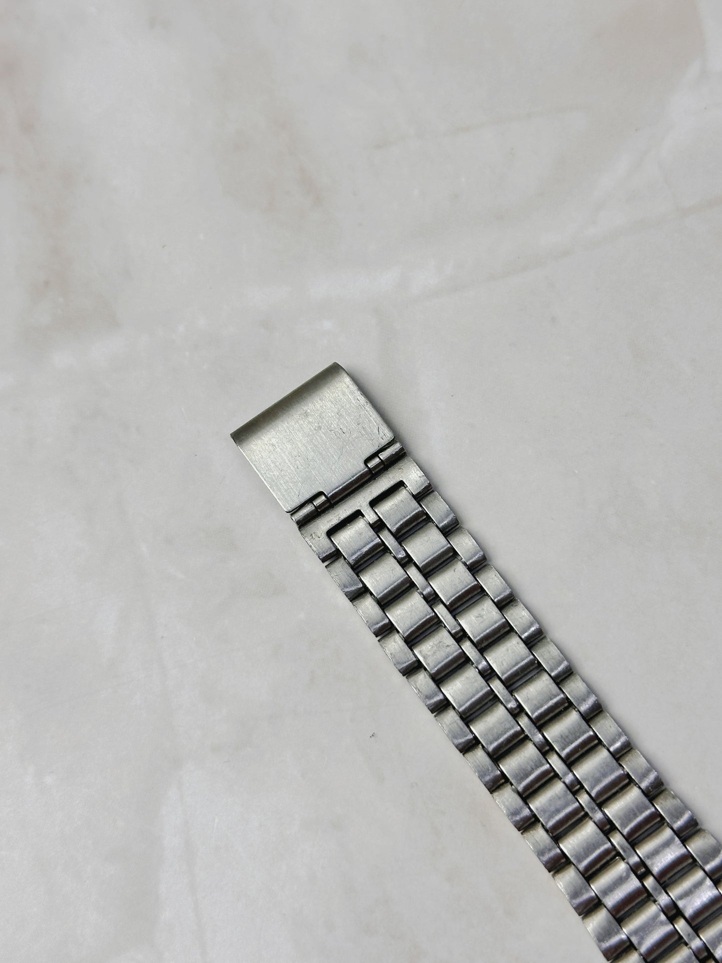 Vintage Style Digital Alarm Chronograph Watch – Stainless Steel Bracelet – WR – Quartz – New Battery