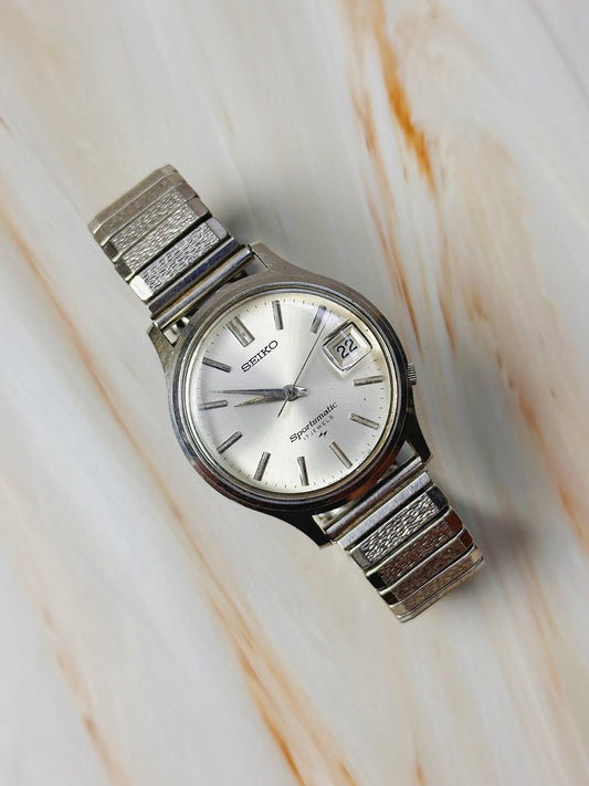 Seiko Sportmatic 17 Jewels Automatic Watch – Silver Dial – Date Window – Vintage Stainless Steel Dress Watch