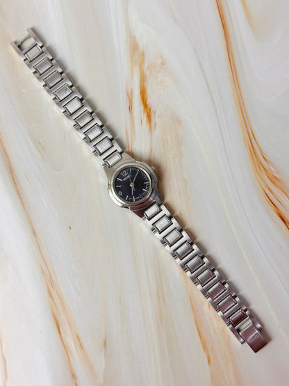 Seiko Women’s Quartz Watch – Black Dial – Stainless Steel Bracelet – Classic Dress Style
