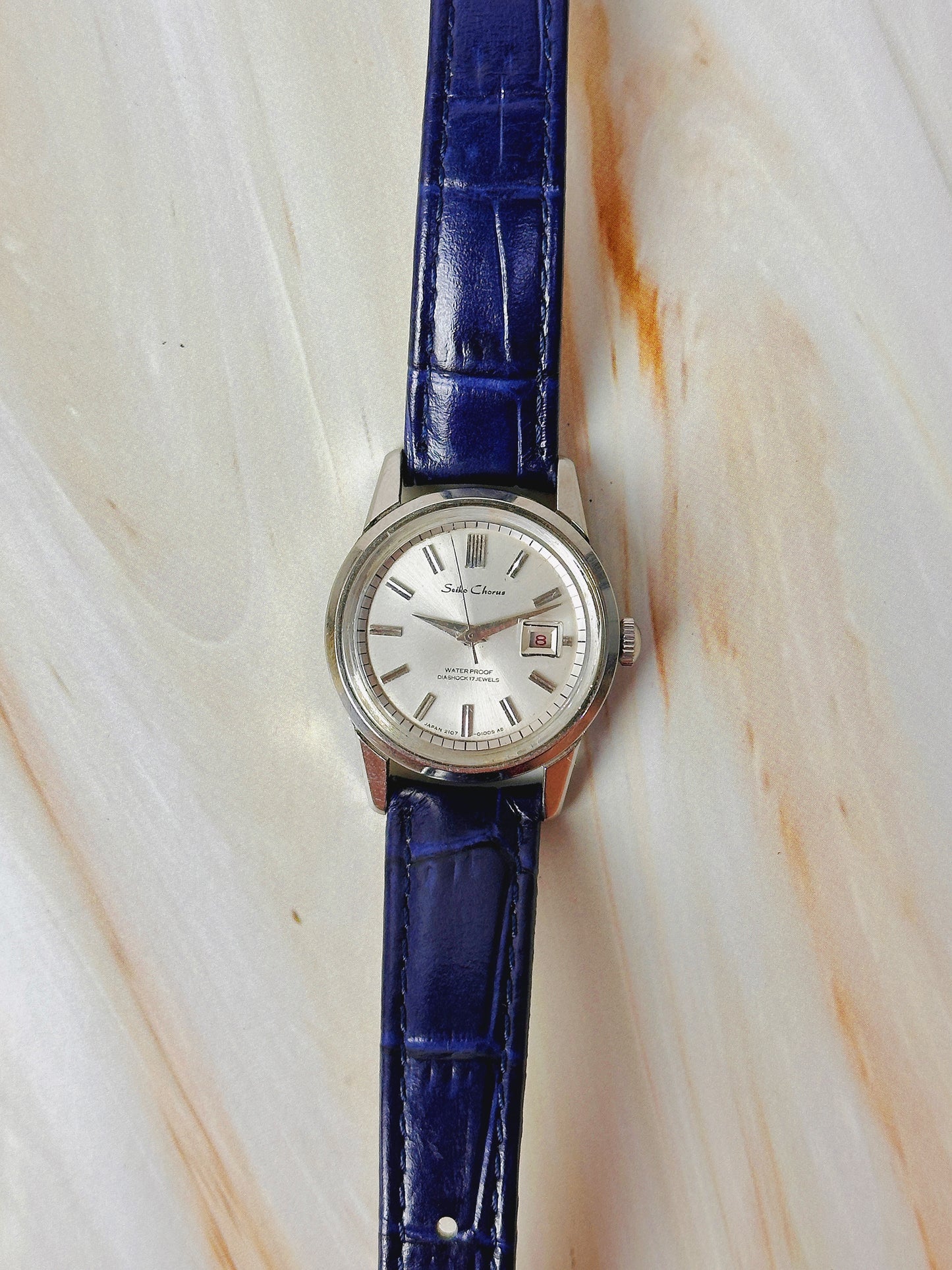 Seiko Chorus Vintage Ladies Watch – Date Window – Diashock 17 Jewels – Manual Wind