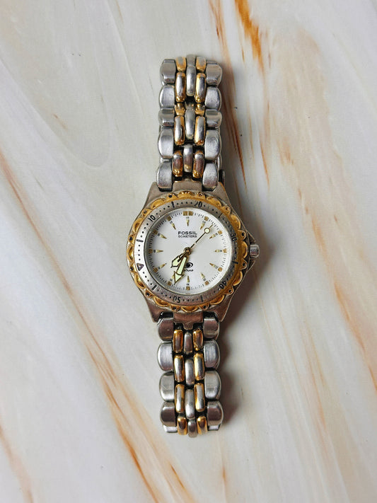 Fossil Women’s Watch – Two Tone – Date – 50M Water Resistant – Quartz