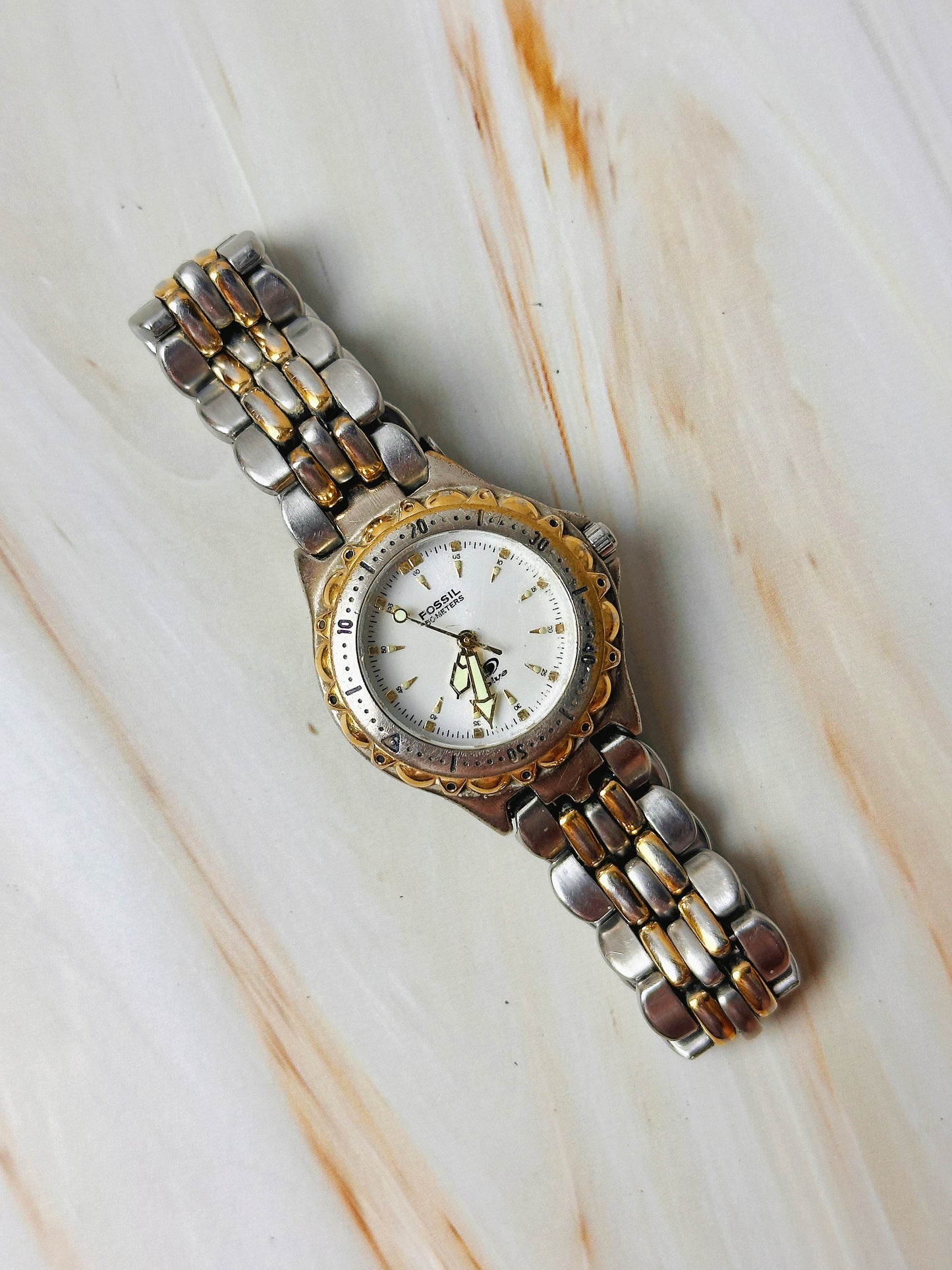 Fossil Women’s Watch – Two Tone – Date – 50M Water Resistant – Quartz
