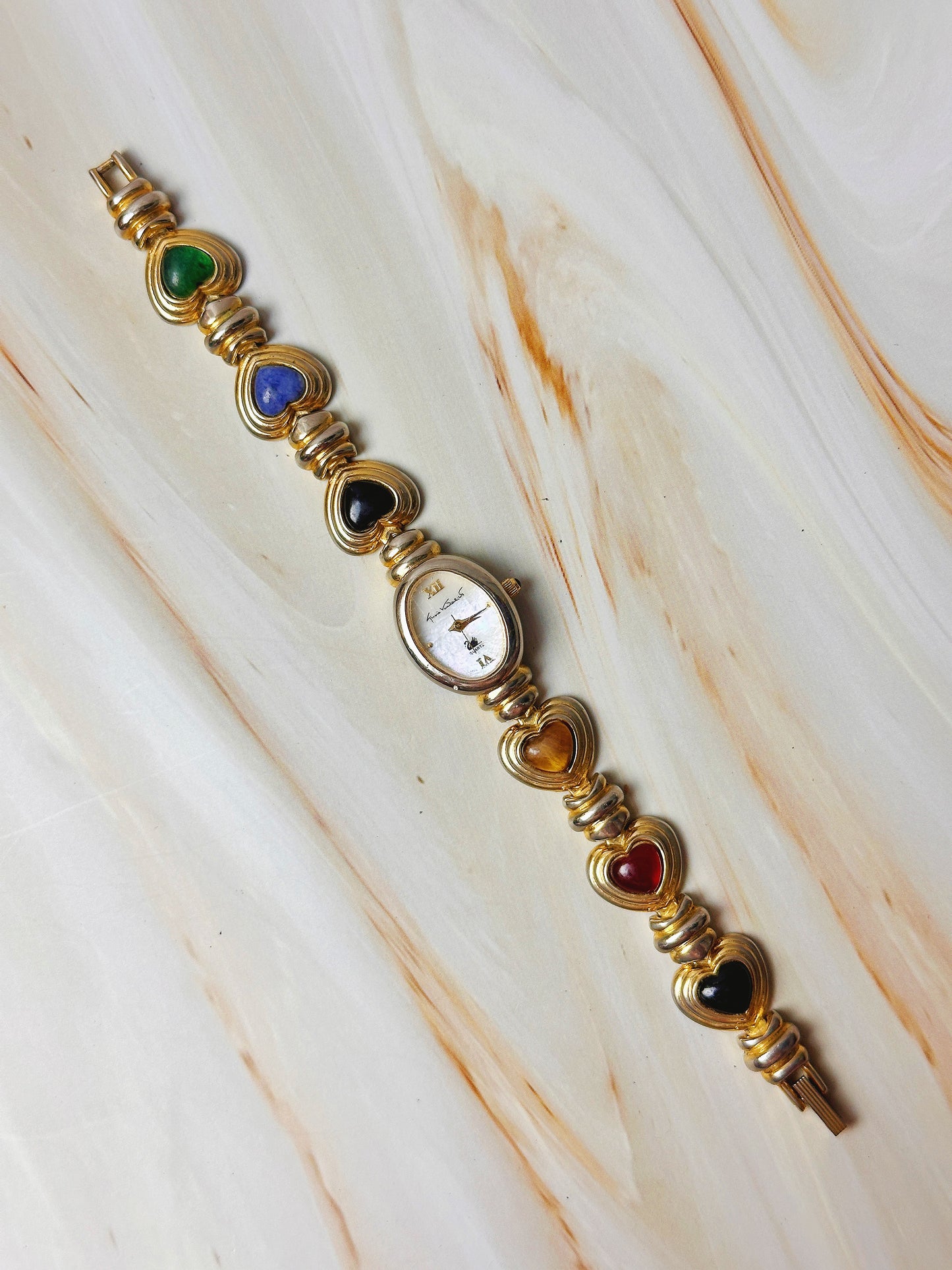 Gloria Vanderbilt Women’s Watch – Heart Link Bracelet – Mother of Pearl Dial – Quartz