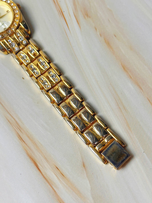 Women’s Fashion Watch – Crystal Bezel – Gold Tone Bracelet – Quartz