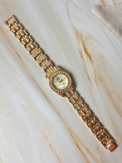 Women’s Fashion Watch – Crystal Bezel – Gold Tone Bracelet – Quartz