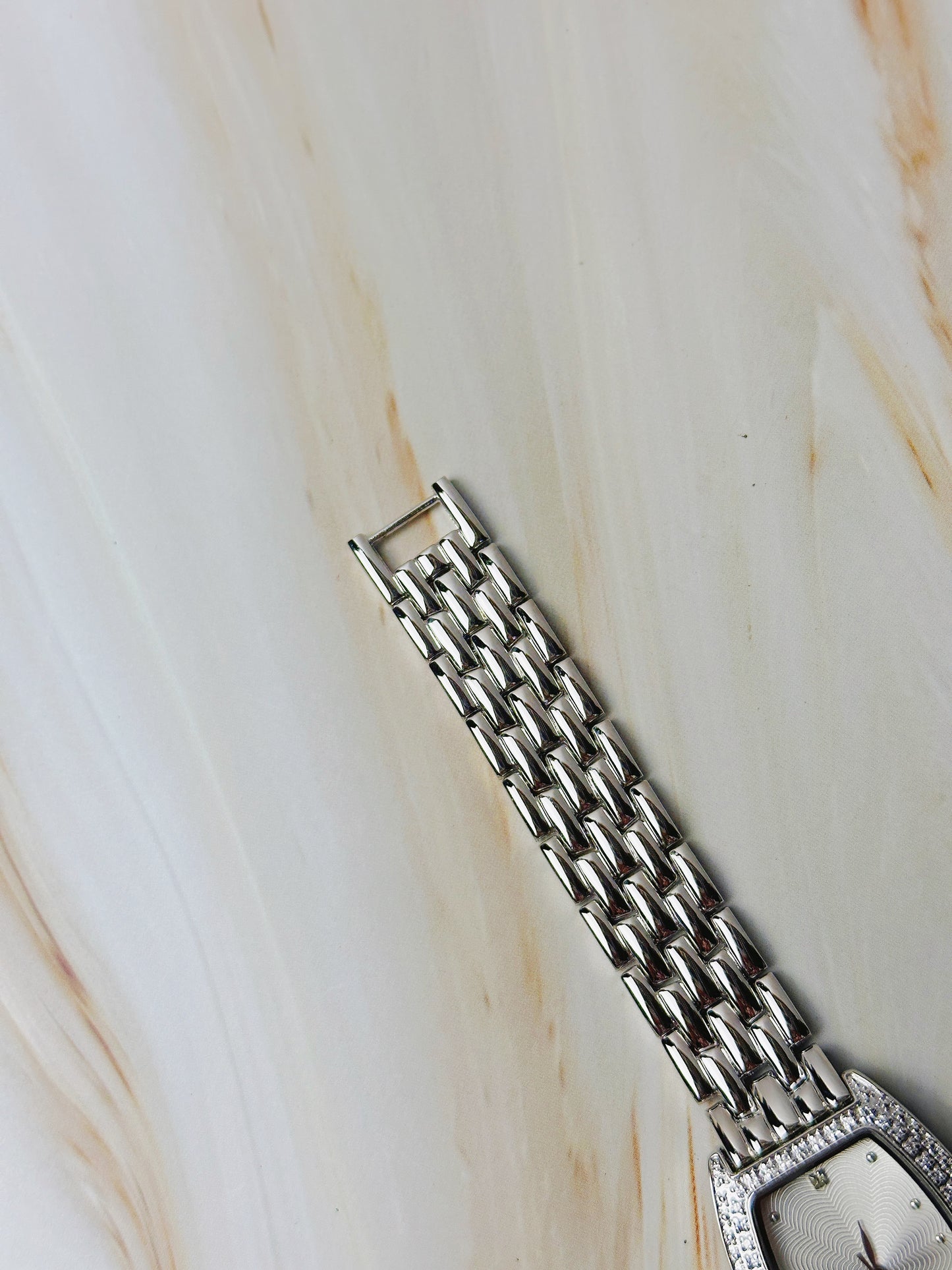 Ladies Dress Watch – Silver Tone – Crystal Bezel – Bracelet – With Box