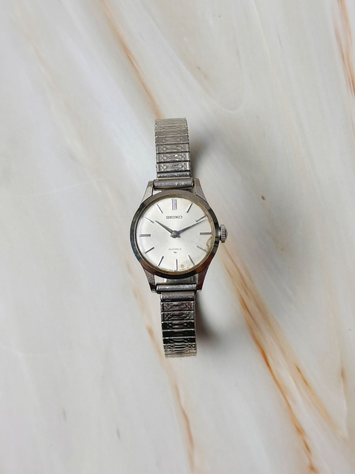 Seiko Vintage Women’s Watch – 23 Jewels – Manual Wind – Stainless Steel Dress Watch